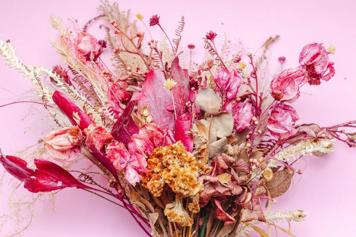 How to Choose Flowers for Someone Who Says They Don't Like Flowers